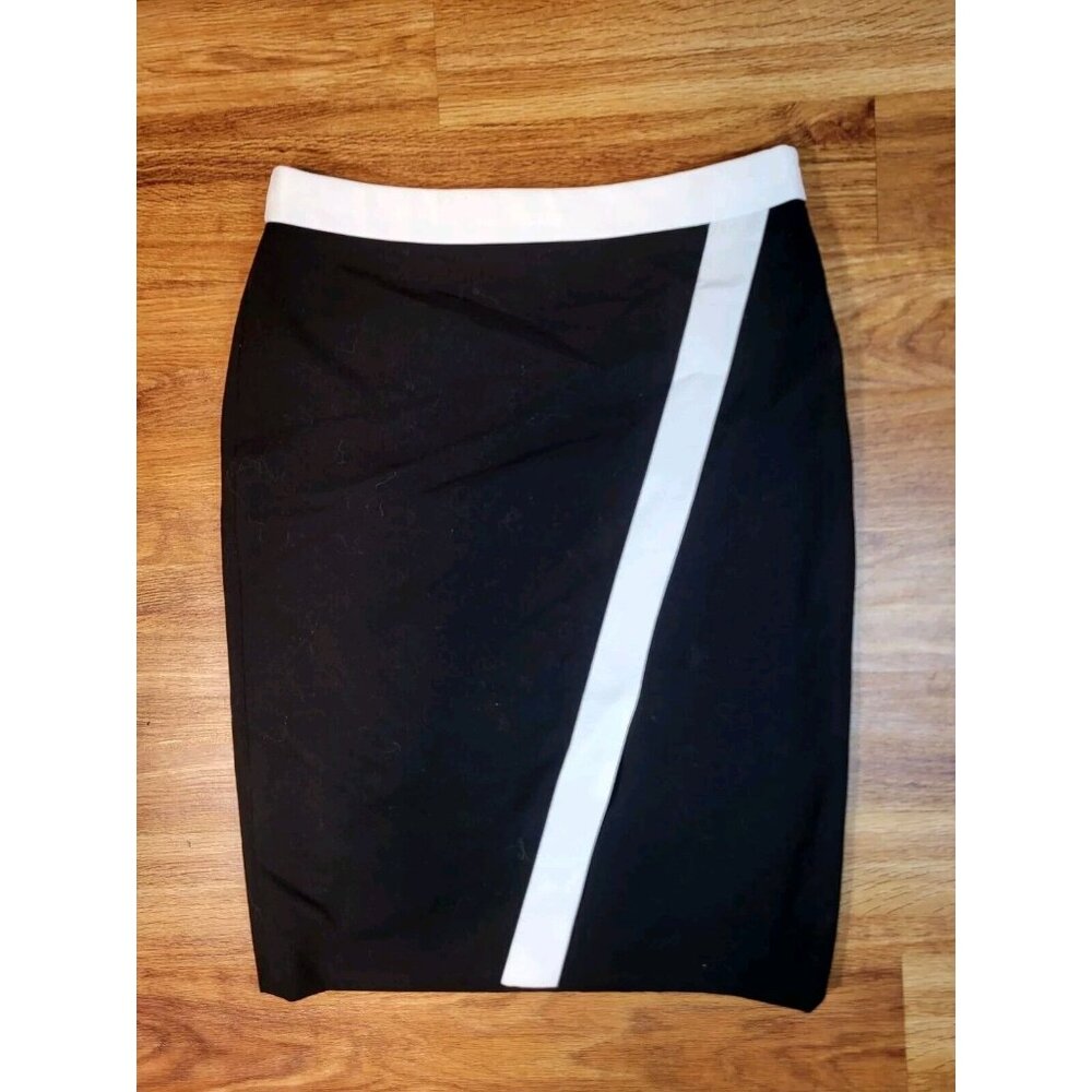 Calvin Klein Size 2 Black &‎ White Business Pencil Skirt